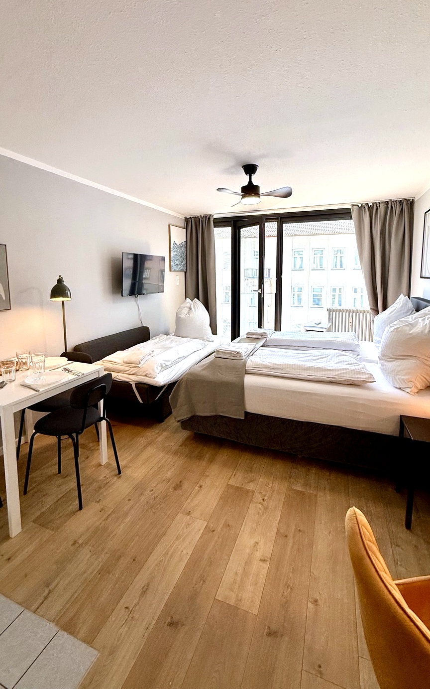 Wohnbereich mit Boxspringbetten, München